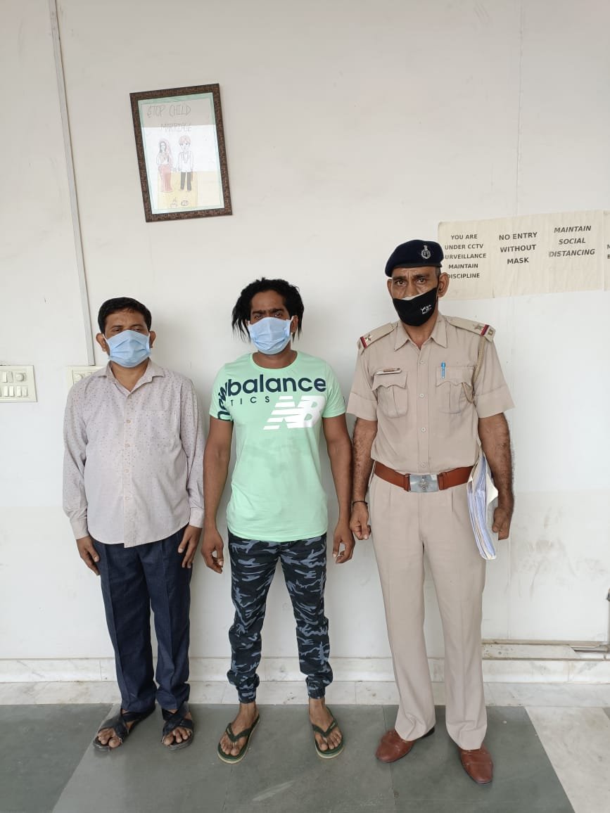 नशे के इंजेक्शन बेचने वाले दो केमिस्ट गिरफ्तार