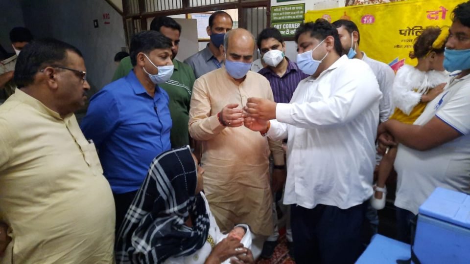 0 से 5 वर्ष के प्रत्येक बच्चे को पल्स पोलियो खुराक 0 से 5 वर्ष के प्रत्येक बच्चे को पल्स पोलियो खुराक