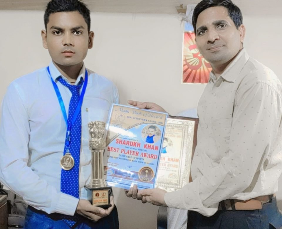 शाहरुख खान को मिला मैजिक बुक ऑफ रिकॉर्ड द्वारा बेस्ट प्लेयर अवार्ड